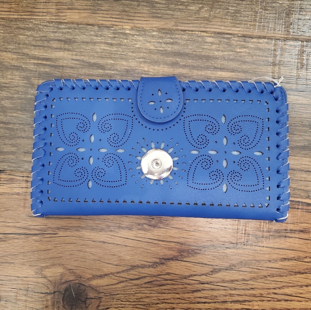 Unique Blue Women's Clutch Wallet w/Strap